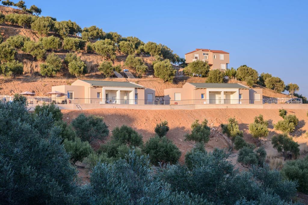 Agia  Aksos Suites Accessible Accommodation מראה חיצוני תמונה
