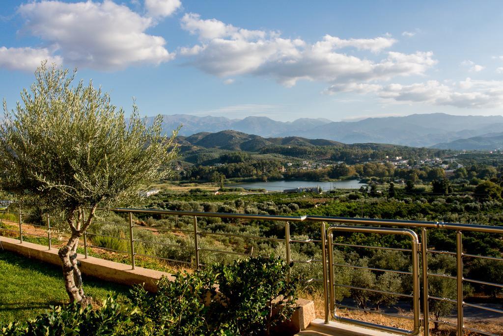 Agia  Aksos Suites Accessible Accommodation מראה חיצוני תמונה