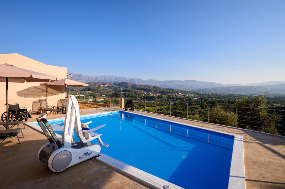 Agia  Aksos Suites Accessible Accommodation מראה חיצוני תמונה