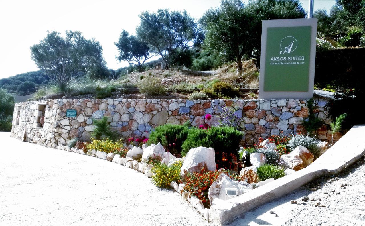 Agia  Aksos Suites Accessible Accommodation מראה חיצוני תמונה